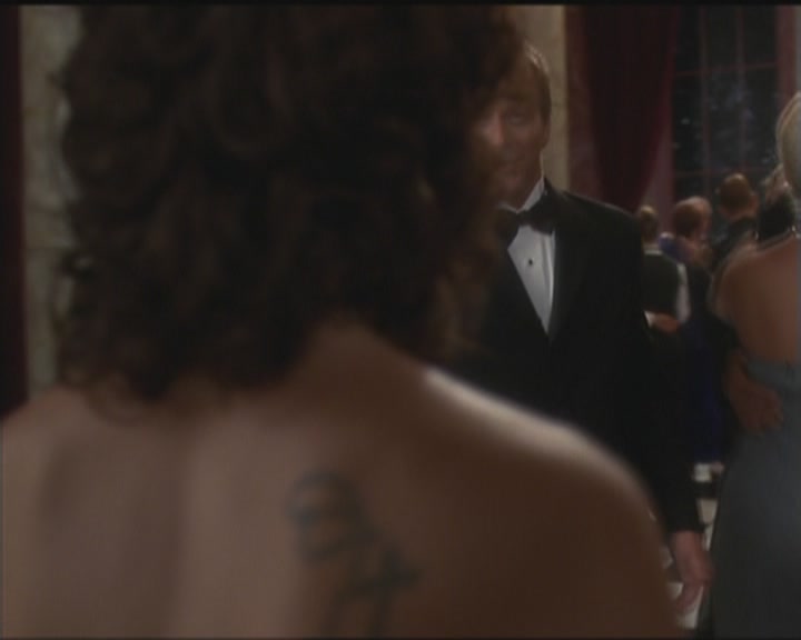 Charmed-Online_dot_net-5x03HappelyEverAfter1322.jpg