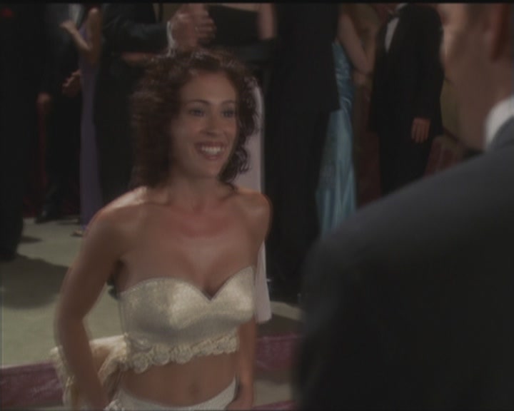 Charmed-Online_dot_net-5x03HappelyEverAfter1323.jpg Charmed-Online_dot_net-5x03HappelyEverAfter1323.jpg