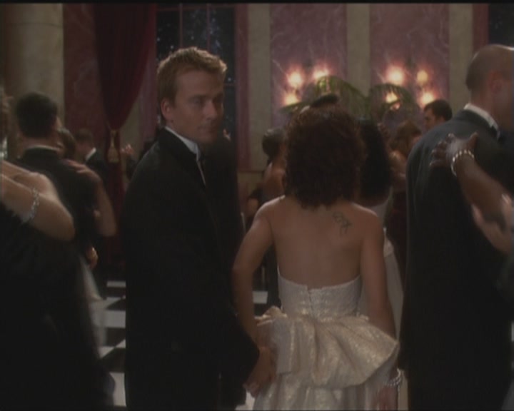 Charmed-Online_dot_net-5x03HappelyEverAfter1395.jpg