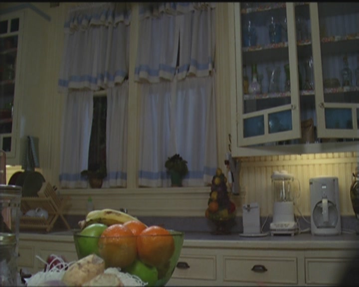 Charmed-Online_dot_net-5x03HappelyEverAfter1547.jpg