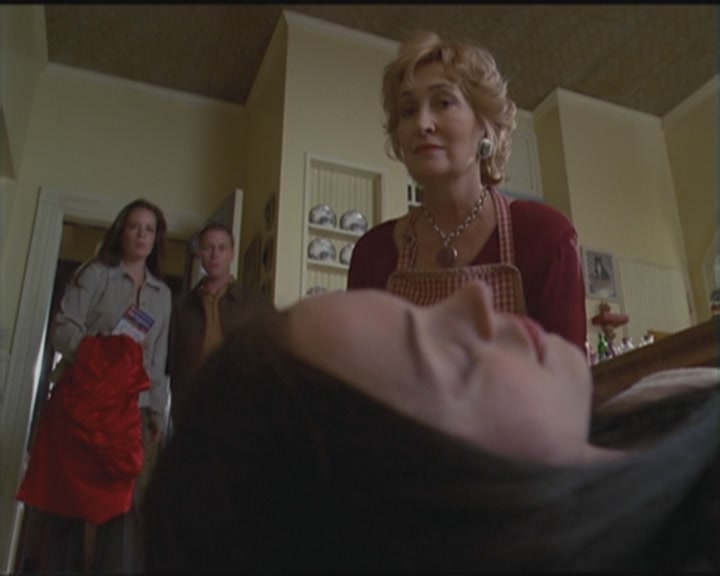 Charmed-Online_dot_net-5x03HappelyEverAfter1580.jpg