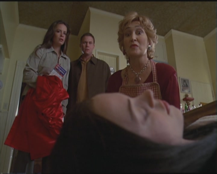 Charmed-Online_dot_net-5x03HappelyEverAfter1583.jpg