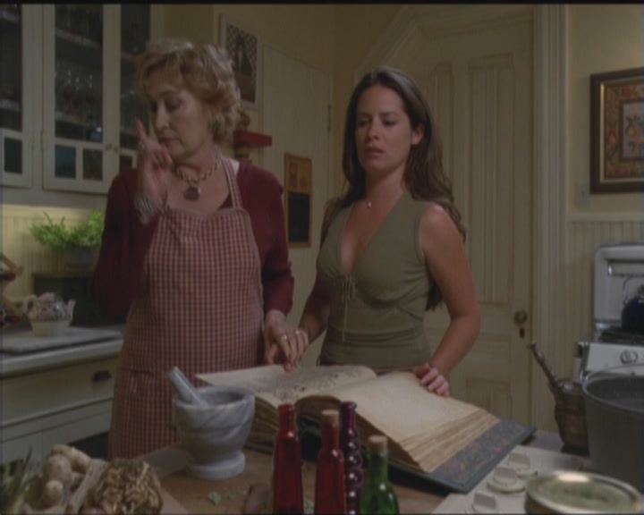 Charmed-Online_dot_net-5x03HappelyEverAfter1622.jpg