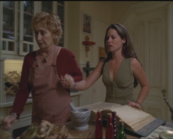 Charmed-Online_dot_net-5x03HappelyEverAfter1623.jpg