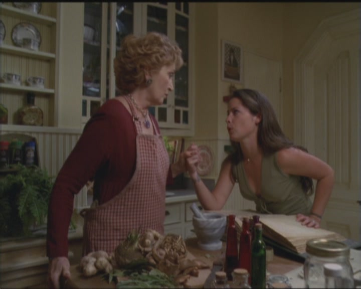 Charmed-Online_dot_net-5x03HappelyEverAfter1625.jpg