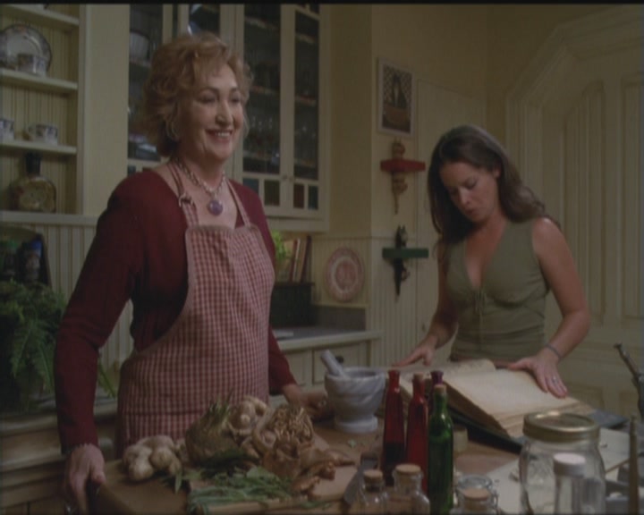 Charmed-Online_dot_net-5x03HappelyEverAfter1628.jpg