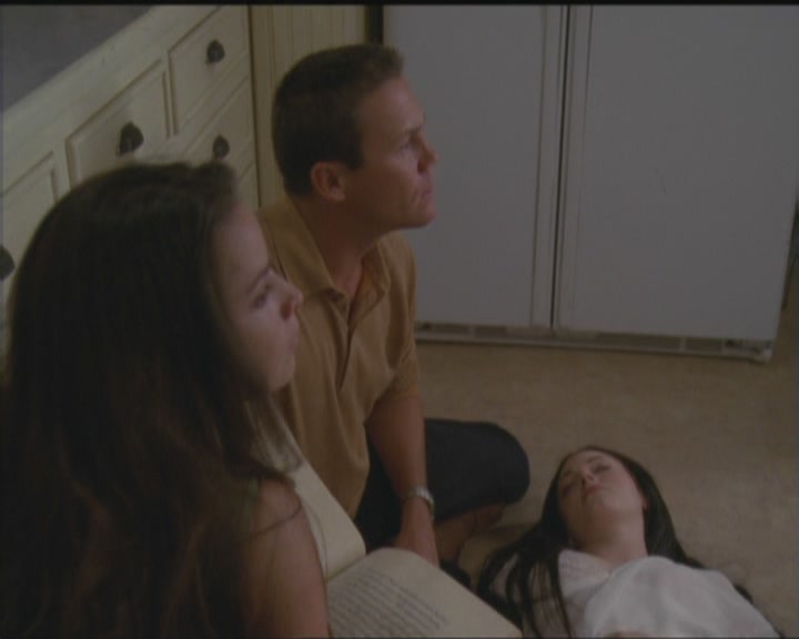 Charmed-Online_dot_net-5x03HappelyEverAfter1665.jpg Charmed-Online_dot_net-5x03HappelyEverAfter1665.jpg