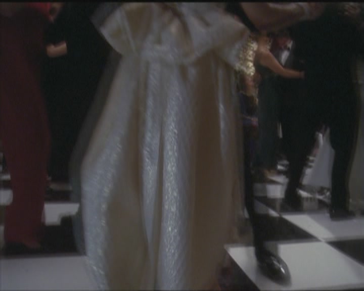 Charmed-Online_dot_net-5x03HappelyEverAfter1699.jpg Charmed-Online_dot_net-5x03HappelyEverAfter1699.jpg