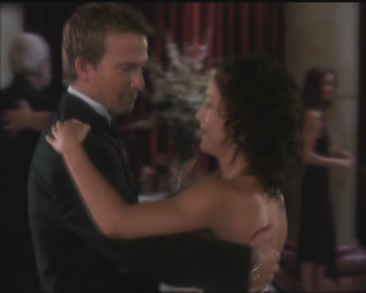 Charmed-Online_dot_net-5x03HappelyEverAfter1721.jpg