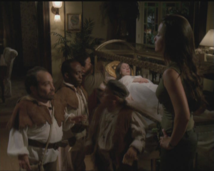 Charmed-Online_dot_net-5x03HappelyEverAfter1806.jpg