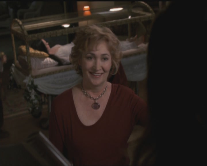 Charmed-Online_dot_net-5x03HappelyEverAfter1825.jpg