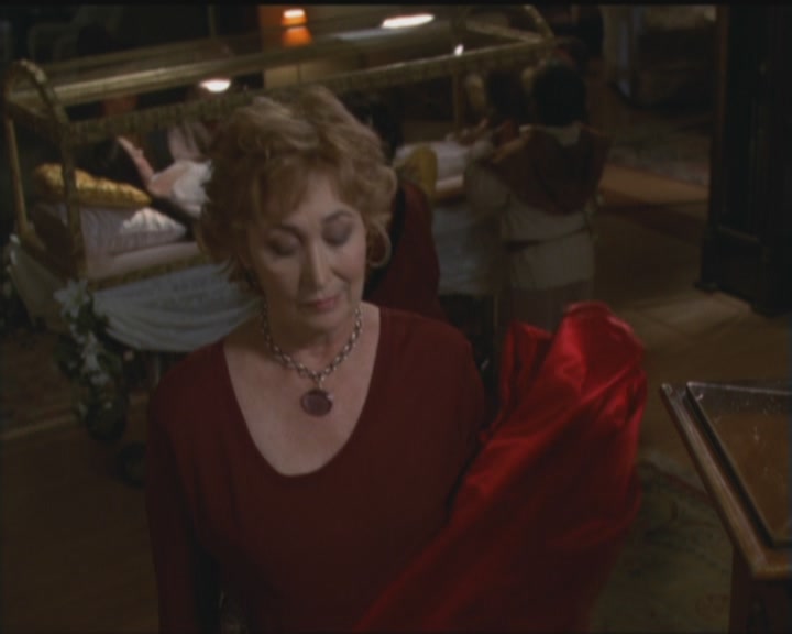 Charmed-Online_dot_net-5x03HappelyEverAfter1851.jpg