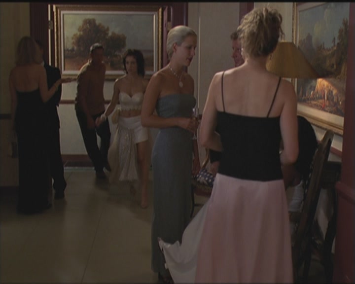 Charmed-Online_dot_net-5x03HappelyEverAfter1860.jpg