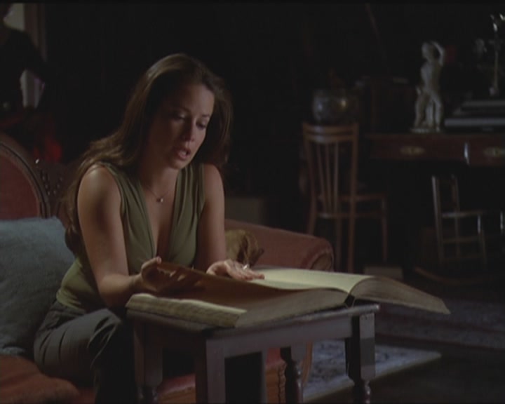 Charmed-Online_dot_net-5x03HappelyEverAfter1900.jpg