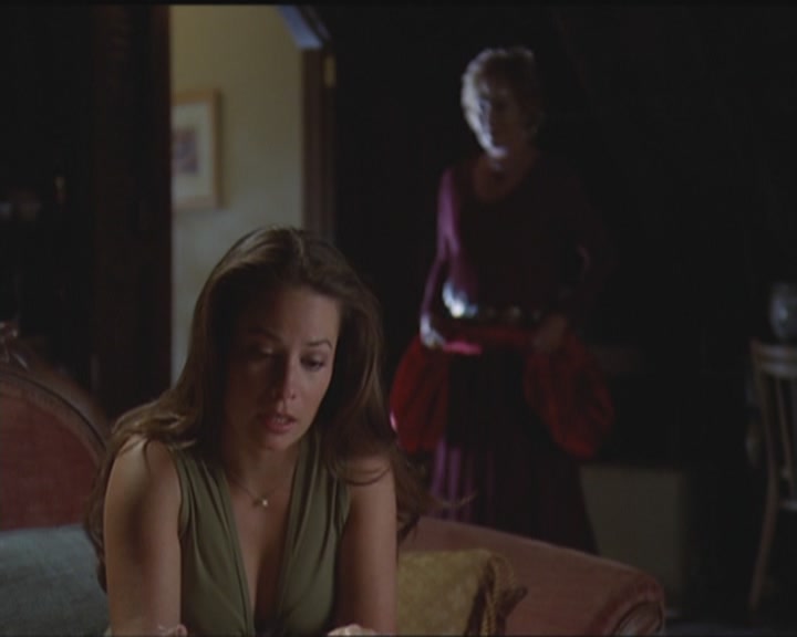 Charmed-Online_dot_net-5x03HappelyEverAfter1915.jpg
