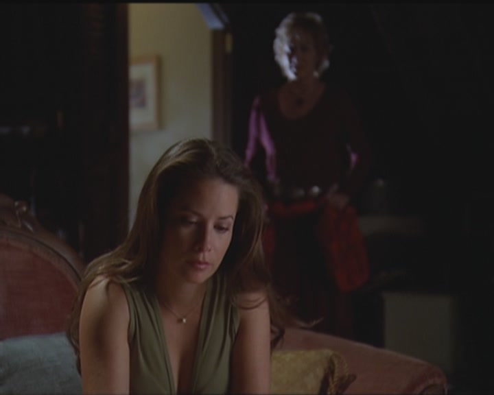 Charmed-Online_dot_net-5x03HappelyEverAfter1918.jpg