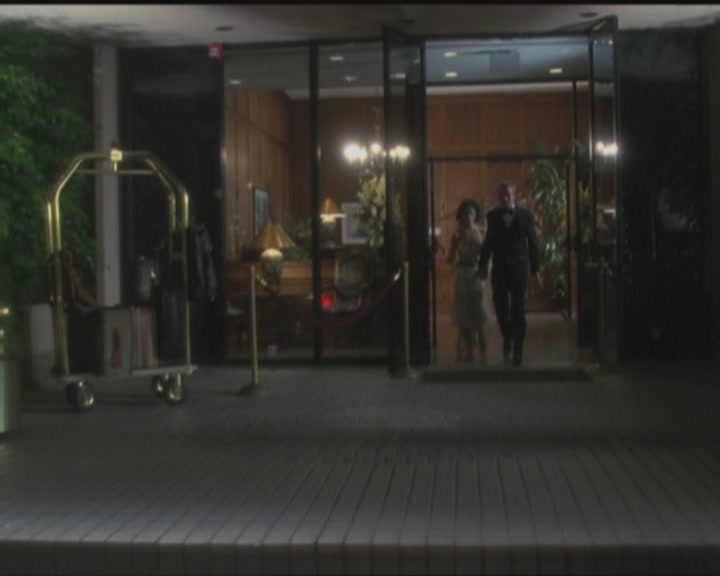 Charmed-Online_dot_net-5x03HappelyEverAfter1935.jpg