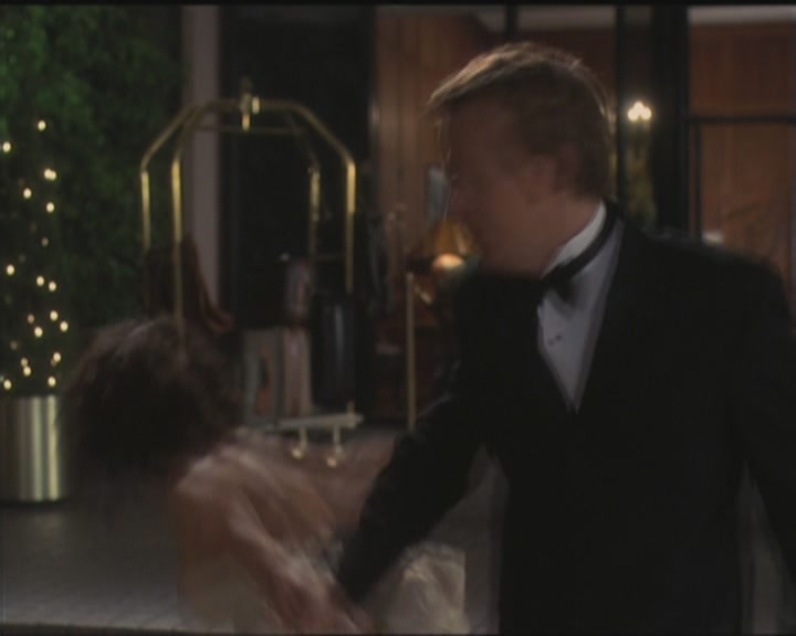 Charmed-Online_dot_net-5x03HappelyEverAfter1957.jpg