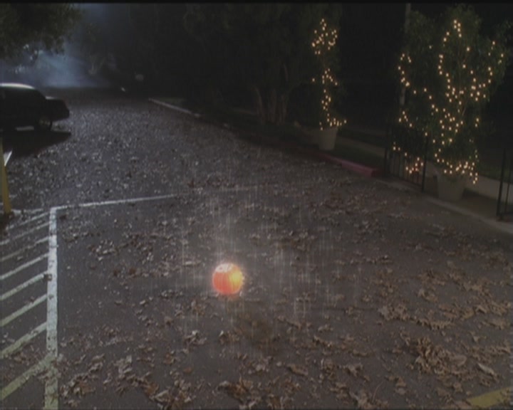 Charmed-Online_dot_net-5x03HappelyEverAfter1969.jpg