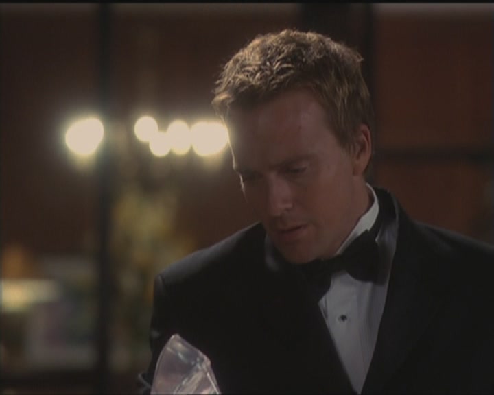 Charmed-Online_dot_net-5x03HappelyEverAfter1990.jpg