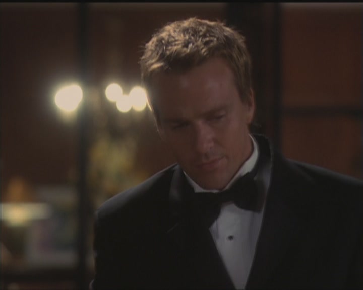 Charmed-Online_dot_net-5x03HappelyEverAfter1995.jpg