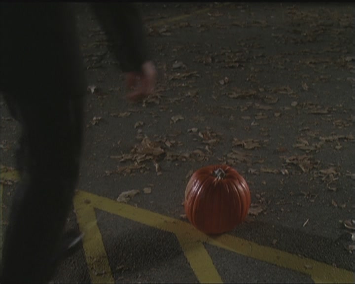 Charmed-Online_dot_net-5x03HappelyEverAfter1997.jpg