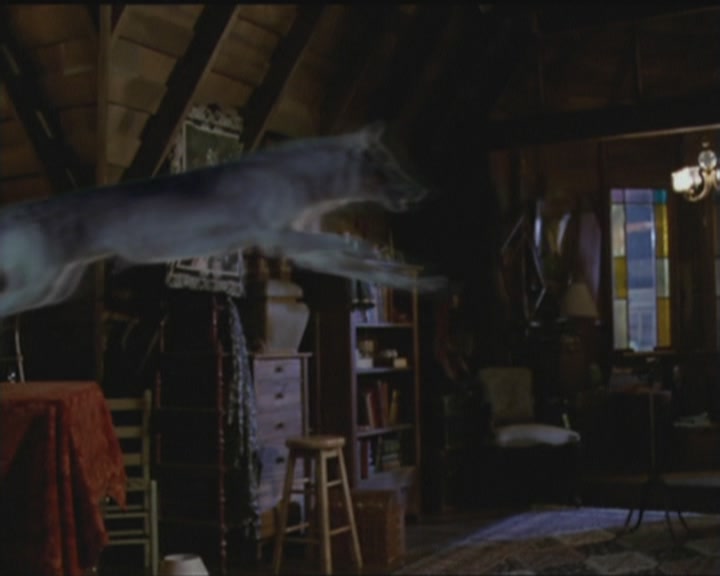 Charmed-Online_dot_net-5x03HappelyEverAfter2053.jpg