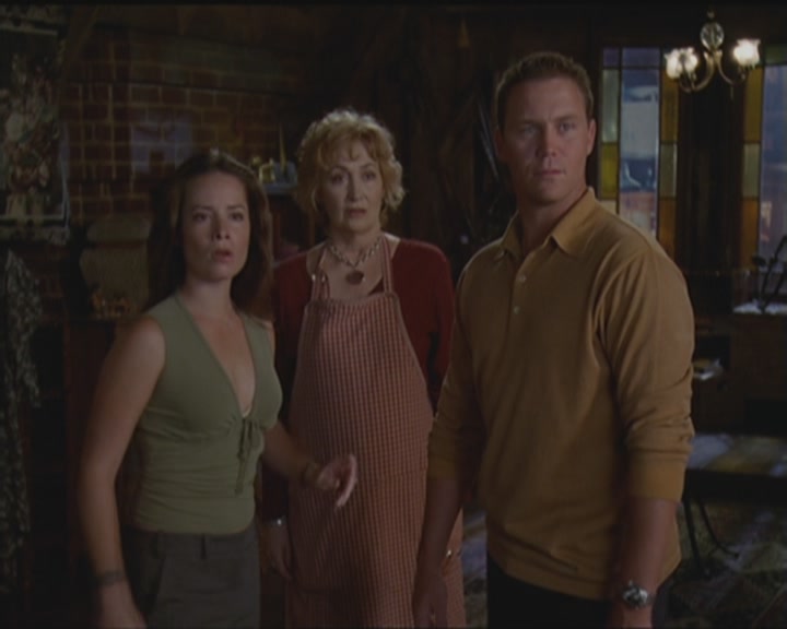 Charmed-Online_dot_net-5x03HappelyEverAfter2079.jpg