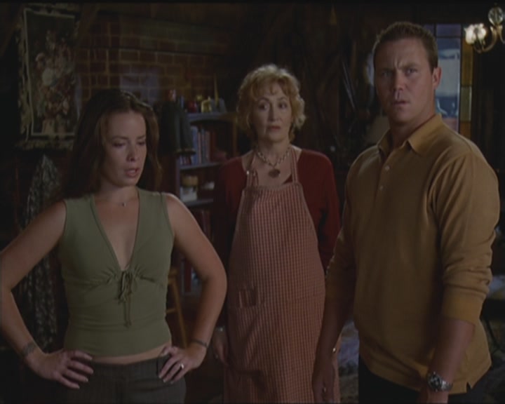 Charmed-Online_dot_net-5x03HappelyEverAfter2087.jpg