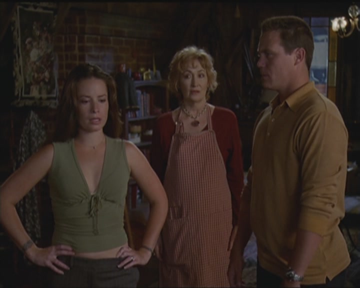 Charmed-Online_dot_net-5x03HappelyEverAfter2088.jpg