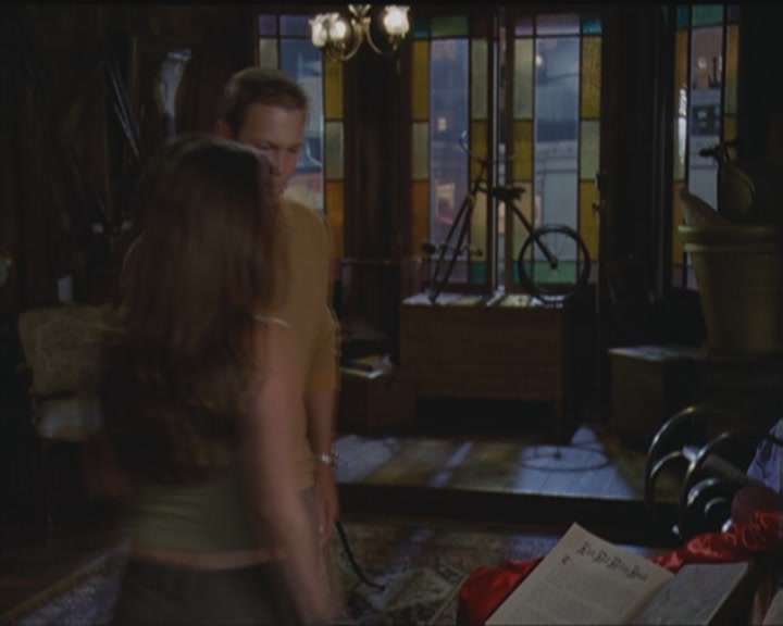 Charmed-Online_dot_net-5x03HappelyEverAfter2105.jpg