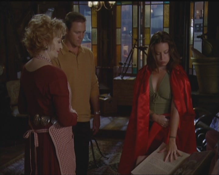 Charmed-Online_dot_net-5x03HappelyEverAfter2127.jpg