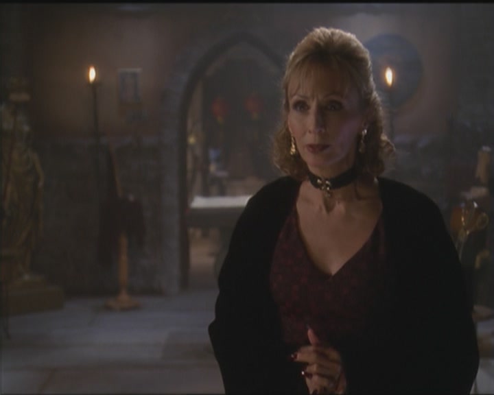 Charmed-Online_dot_net-5x03HappelyEverAfter2135.jpg