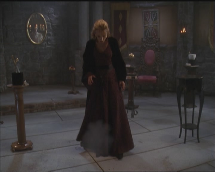 Charmed-Online_dot_net-5x03HappelyEverAfter2162.jpg