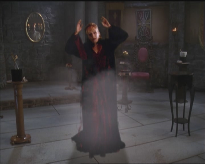 Charmed-Online_dot_net-5x03HappelyEverAfter2169.jpg