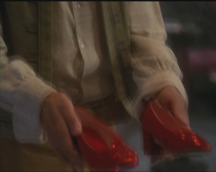 Charmed-Online_dot_net-5x03HappelyEverAfter2234.jpg