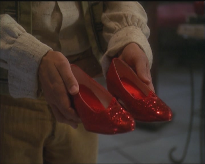 Charmed-Online_dot_net-5x03HappelyEverAfter2236.jpg
