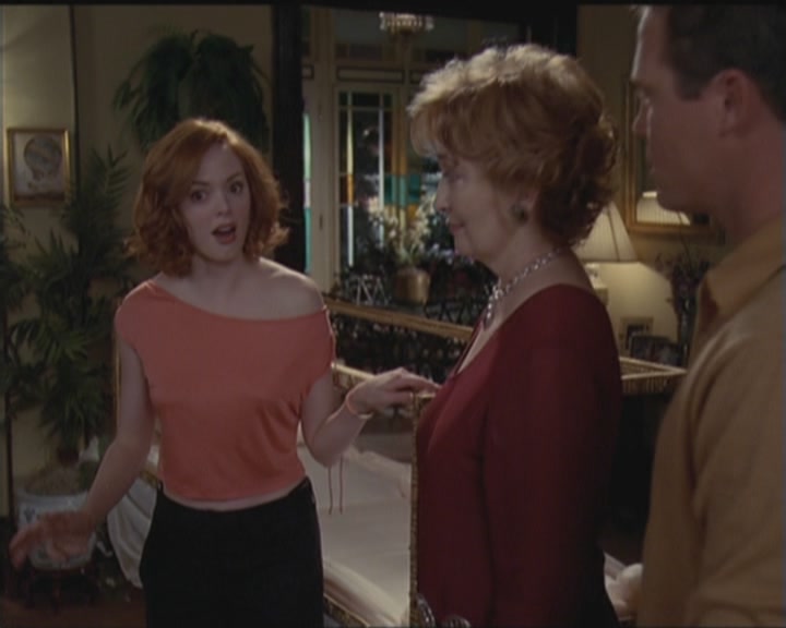 Charmed-Online_dot_net-5x03HappelyEverAfter2245.jpg