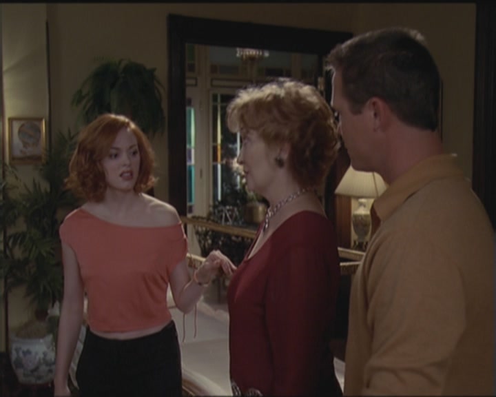 Charmed-Online_dot_net-5x03HappelyEverAfter2250.jpg
