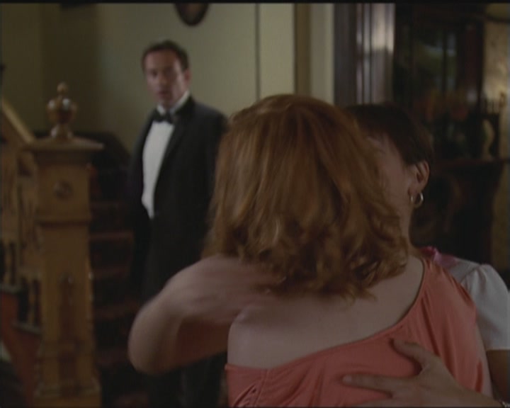 Charmed-Online_dot_net-5x03HappelyEverAfter2267.jpg