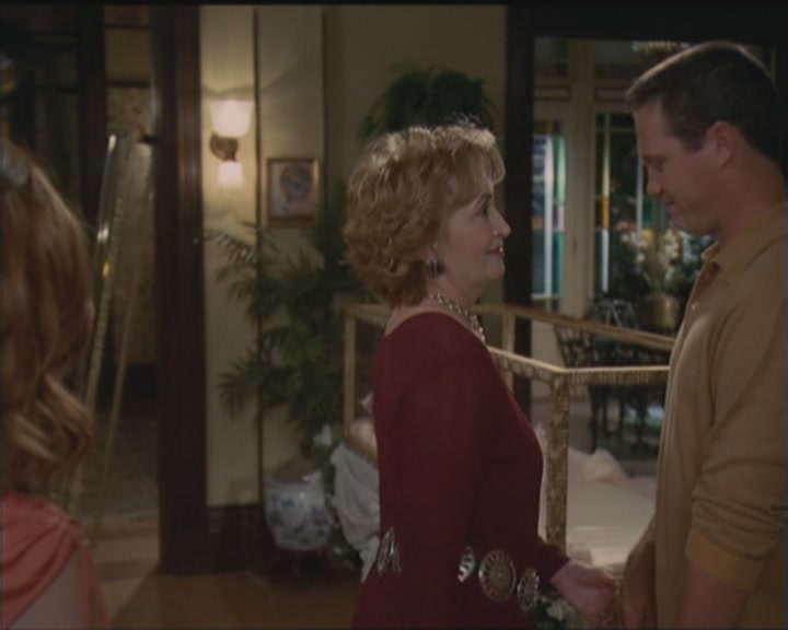 Charmed-Online_dot_net-5x03HappelyEverAfter2329.jpg