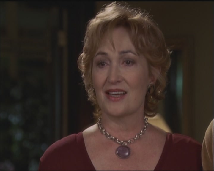 Charmed-Online_dot_net-5x03HappelyEverAfter2333.jpg