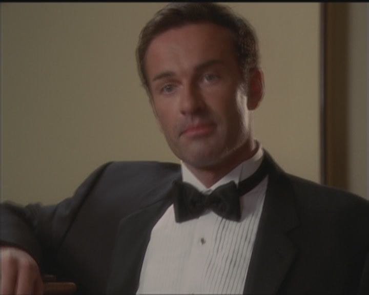 Charmed-Online_dot_net-5x03HappelyEverAfter2389.jpg
