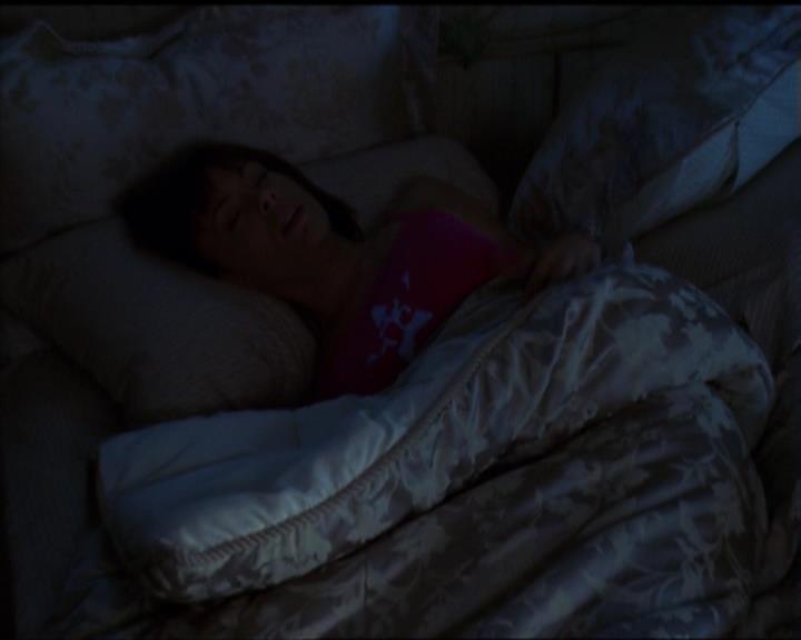 Charmed-Online_dot_net-5x03SirensSong0016.jpg