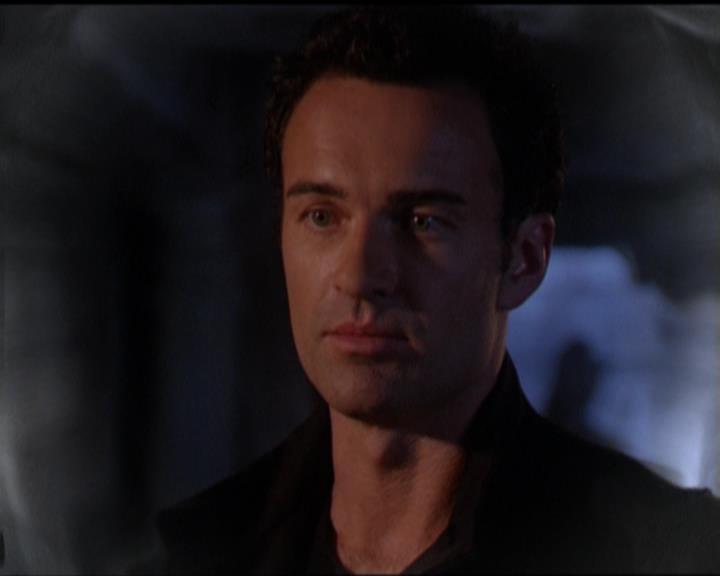 Charmed-Online_dot_net-5x03SirensSong0026.jpg