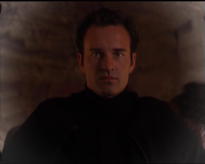 Charmed-Online_dot_net-5x03SirensSong0032.jpg