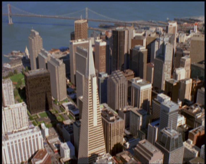 Charmed-Online_dot_net-5x03SirensSong0050.jpg
