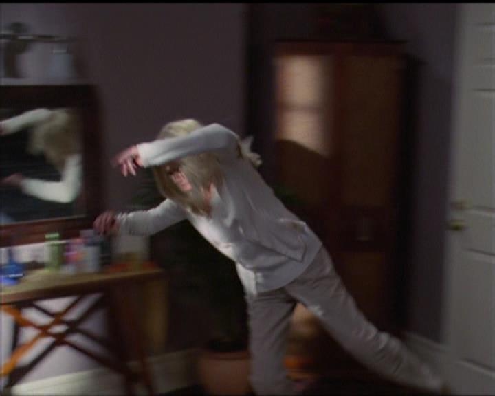 Charmed-Online_dot_net-5x03SirensSong0099.jpg