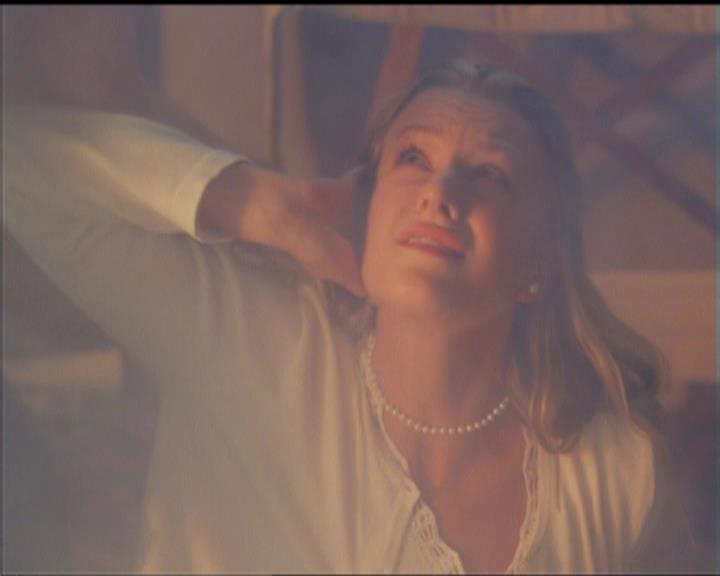 Charmed-Online_dot_net-5x03SirensSong0117.jpg