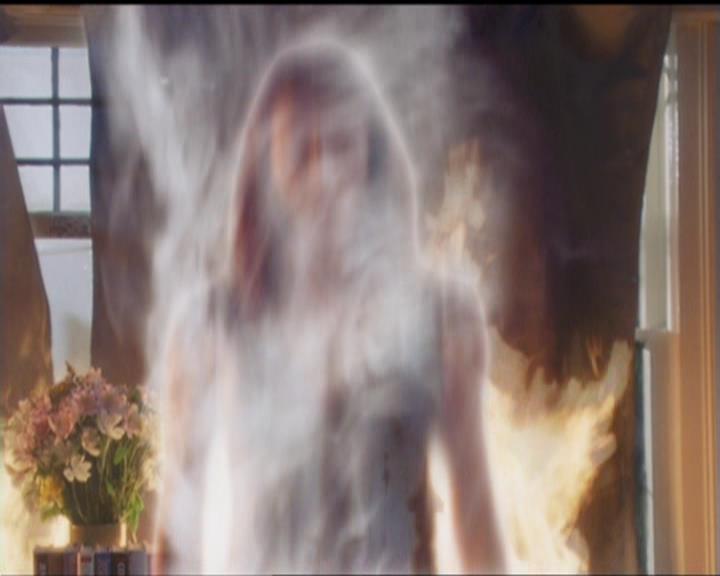 Charmed-Online_dot_net-5x03SirensSong0121.jpg